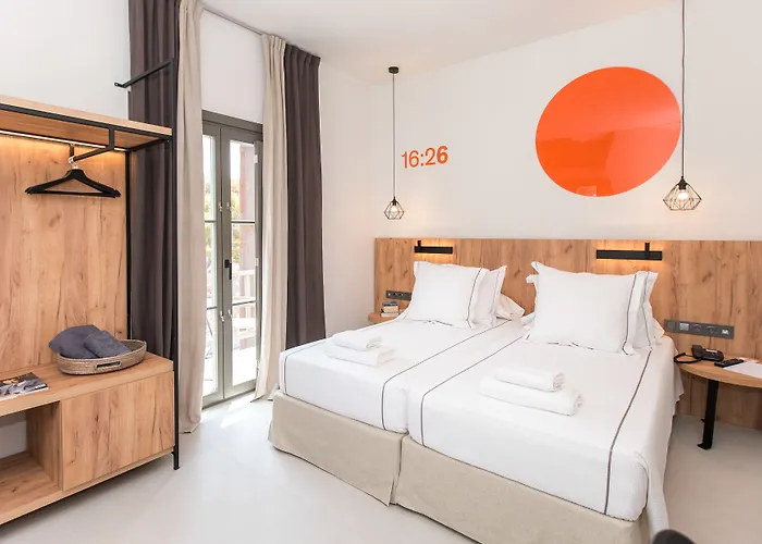 Szálloda Sandom Párosz