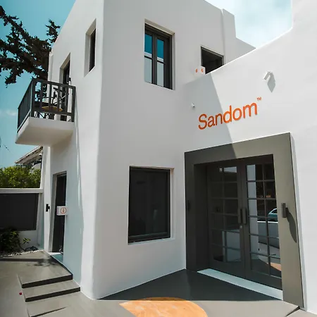 Sandom מלון 3*