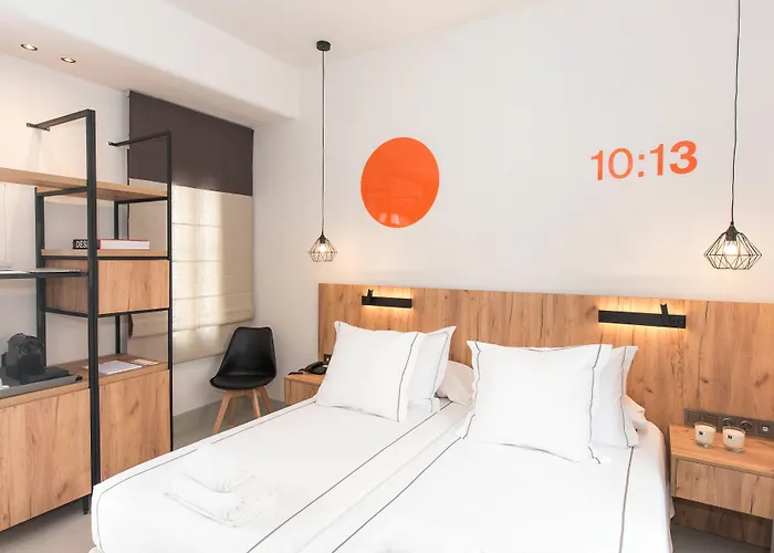 Sandom 3* Πάρος